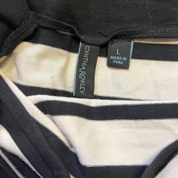 CYNTHIA ROWLEY Black and‎ Ivory striped boat neck top size L. - Picture 9 of 10